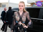 Look do dia: Dakota Fanning arrasa na primeira fila do desfile da Valentino