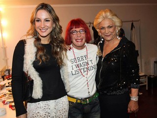 Rita Lee recebe Hebe Camargo e Claudia Leitte em seu camarim (Foto: Manuela Scarpa / Photo Rio News)