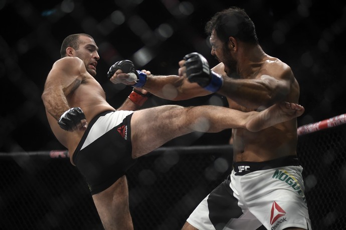 Maurício Shogun Rogério Minotouro UFC 190 UFC Rio MMA (Foto: André Durão)