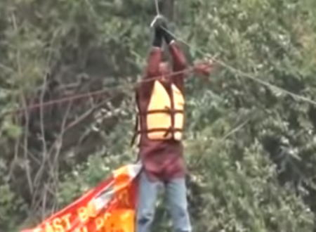 ギネス記録に挑戦していた男性が数百人の観客の目の前で死亡してしまう。