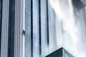 【恐怖】やべえ。とんでもない場所で大地震に遭遇した人が撮影される。