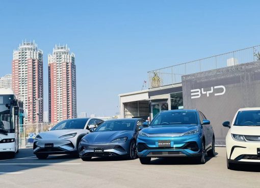 BYD、日本市場で勝負の値下げ　“最後の一押し”狙う新価格と新モデル