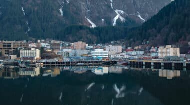 Alaska’s defined contribution retirement plan is better for most workers than defined benefit plan