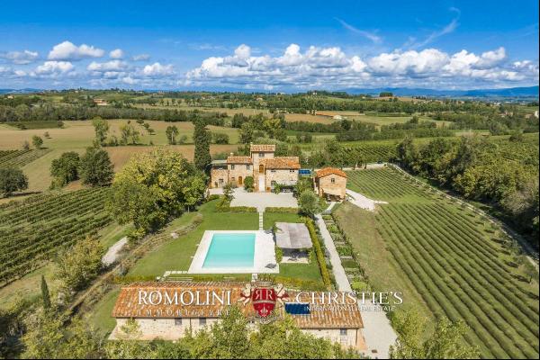 Tuscany - LUXURY COUNTRY HOUSE WITH POOL FOR SALE IN MONTEPULCIANO