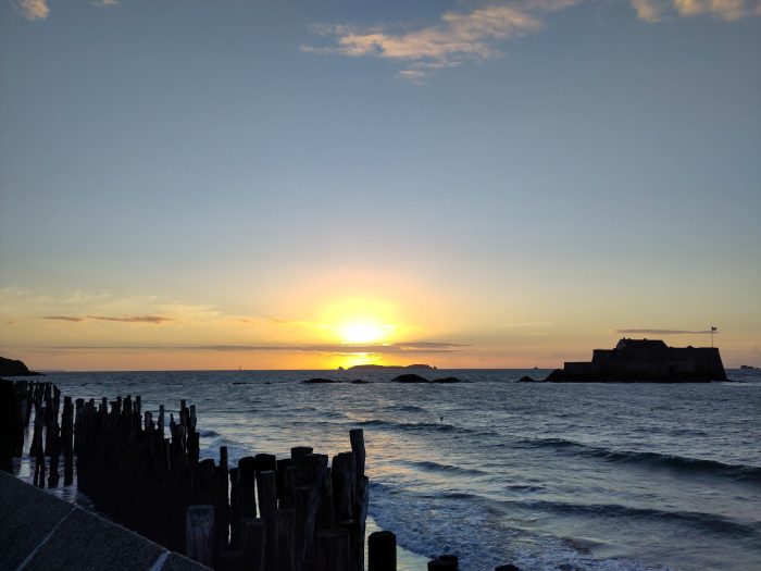 Joli coucher de soleil sur Saint-Malo