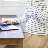 妊婦　パソコン　書類　チェック　保活　