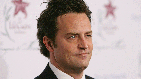 Matthew Perry's Assistant, Two Doctors Charged in Friends Actor's Death