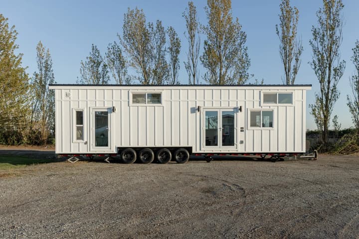 The Ventura Park Model Tiny Home is currently up for sale and starts at around US$134,000