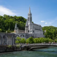 La basilique de l'Immaculée-Conception à Lourdes ©Jean-Marc Barrere / Hans Lucas