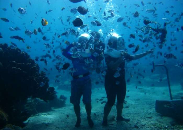 North Bay Beach - walk under the sea with colorful fishes