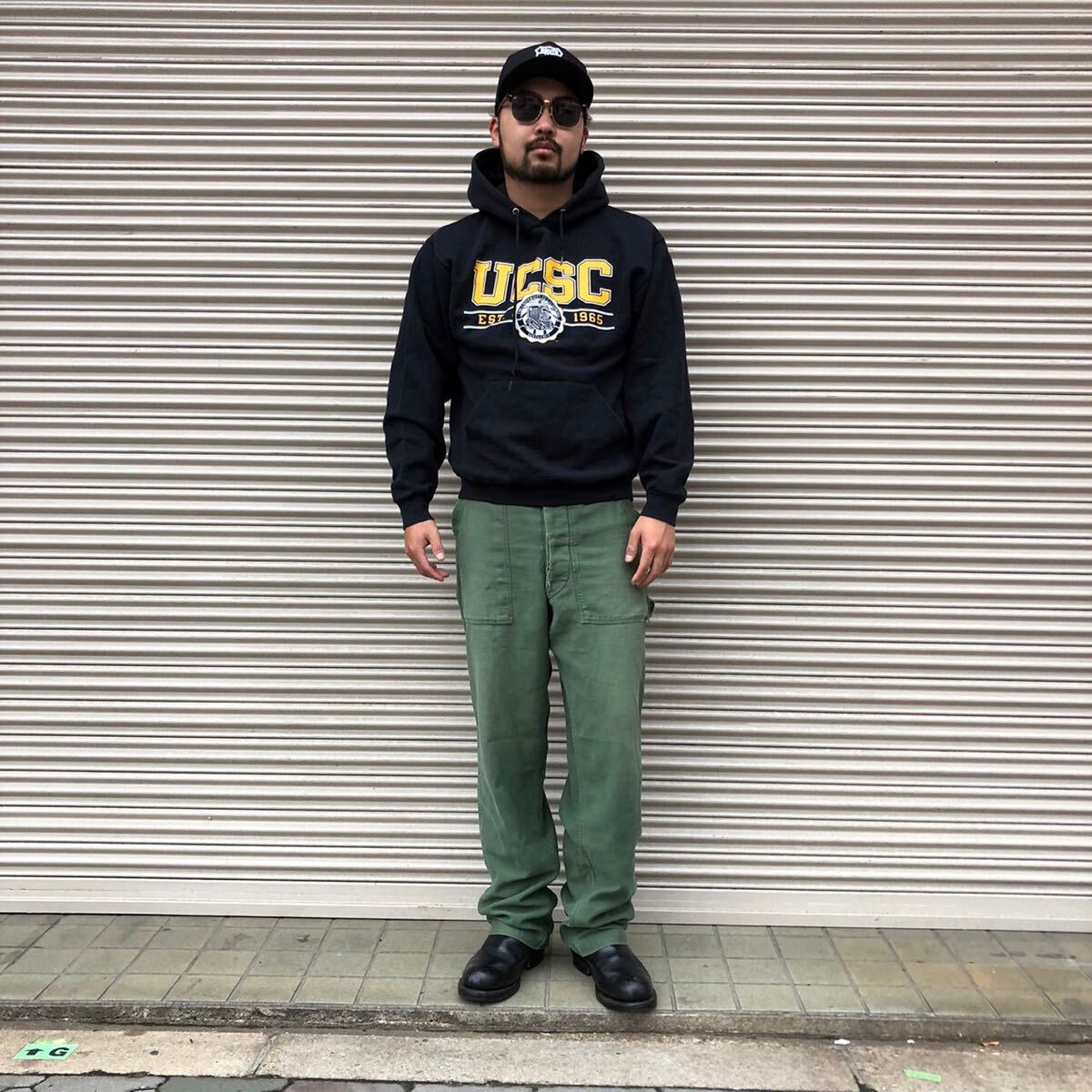 90s JERZEES UCSC カレッジプリント スウェットパーカー ヴィンテージ フーディ ブラック 大学 Hoodie 黒 ジャージーズ トレーナー M