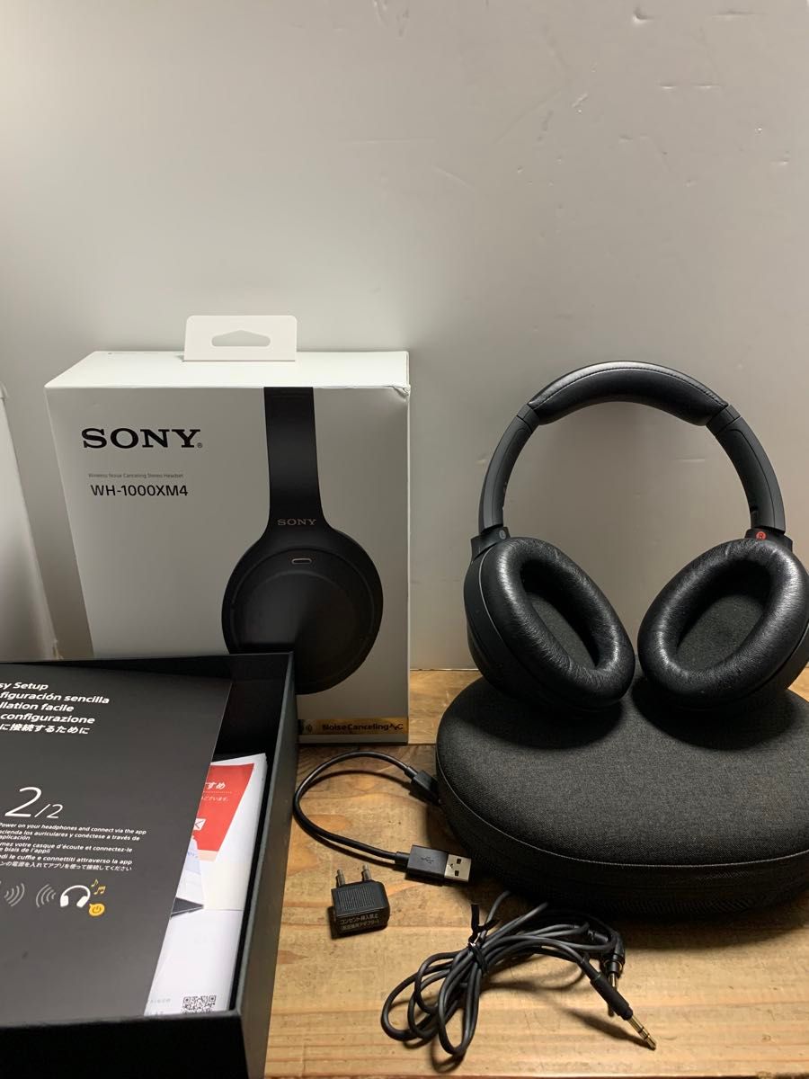 中古美品　SONY WH-1000XM4 SONY ワイヤレスヘッドホン ブラック　ノイズキャンセリング Bluetooth