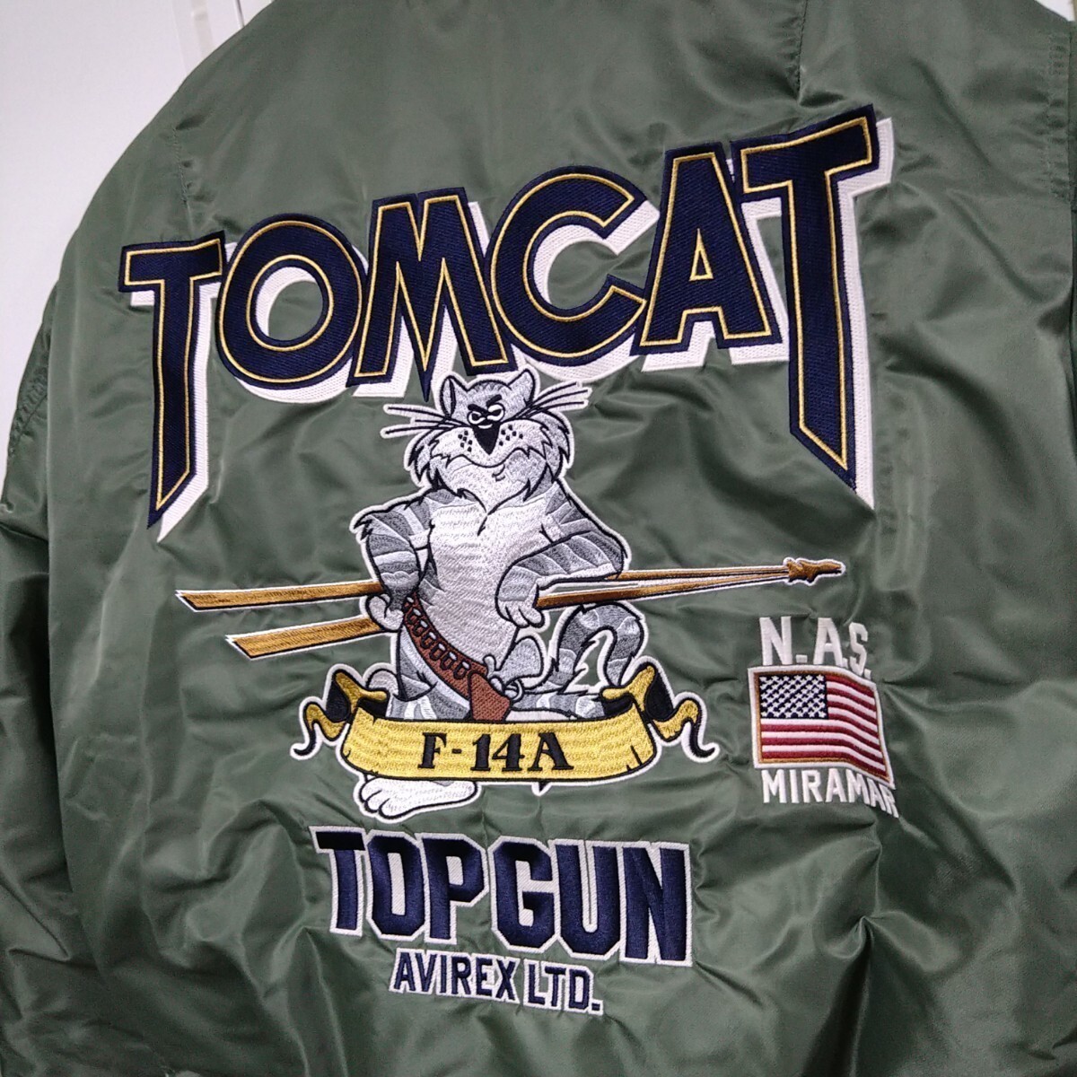 AVIREX/新品メンズM/MA-1フライトジャケットTOPGUN/トップガン/TOMCAT/トムキャット/セージ/グリーン系/ミリタリー ジャンパー