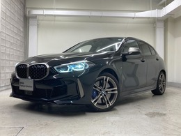 BMW 1シリーズ M135i xドライブ 4WD デモカーMプラスPヘッドUPDブラックレザ