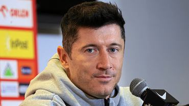 Robert Lewandowski bije na alarm. Jest �le, bardzo �le