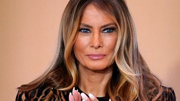 Melania Trump zaszala�a z p�aszczem. Kosztuje krocie
