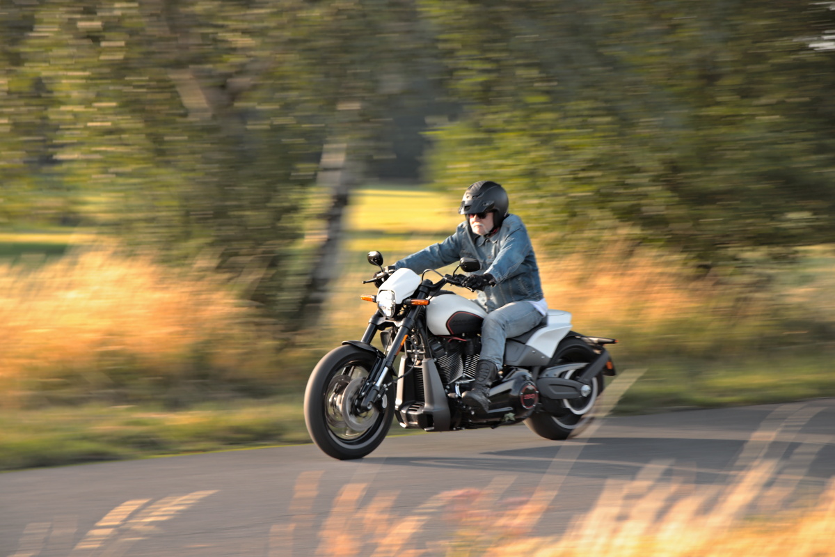 test-2019-harley-davidson-fxdr-114- (44)