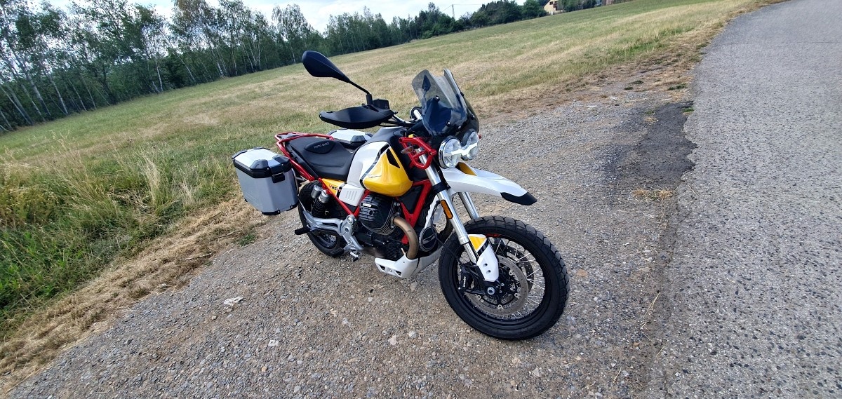 test-2019-moto-guzzi-v85tt- (2)