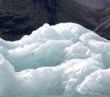 Imaggeo on Mondays: A solitary floating island