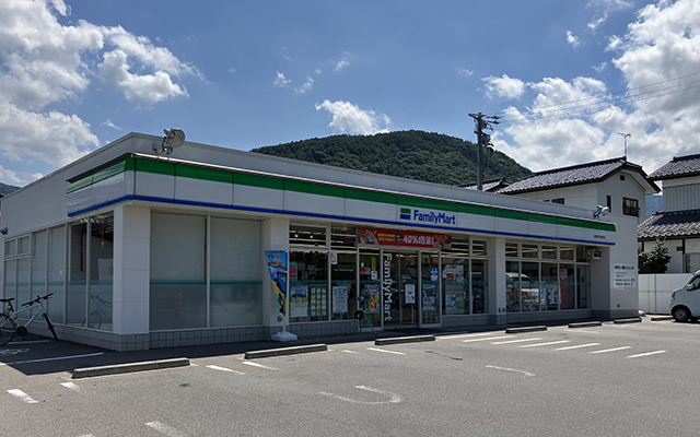 ファミリーマート長野松代町東条店