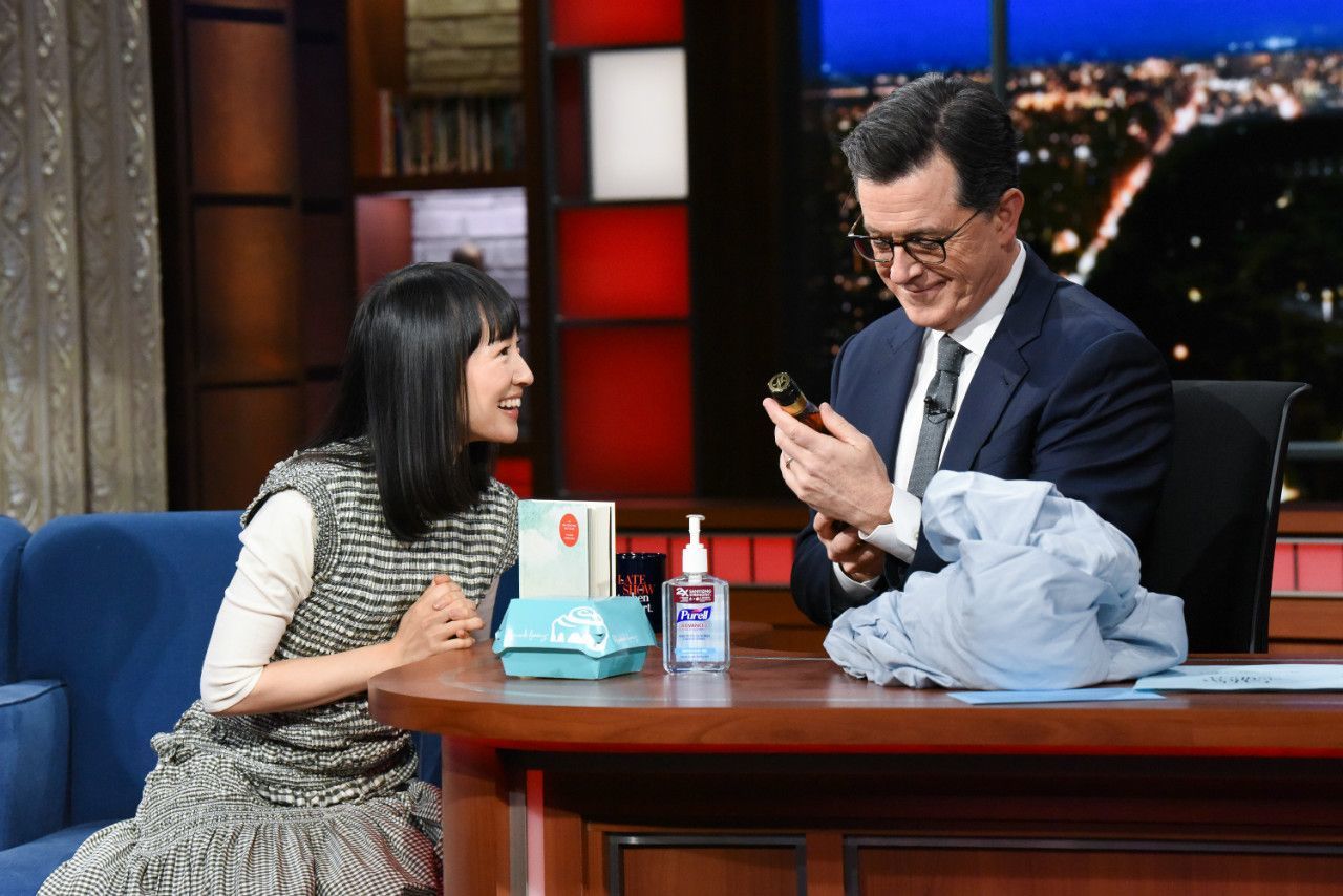 米人気番組「The Late Show with Stephen Colbert」にゲスト出演した近藤麻理恵　©Getty Images