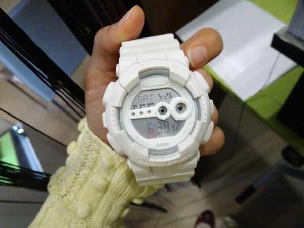 watch,hand,shop,white,clock,wrist