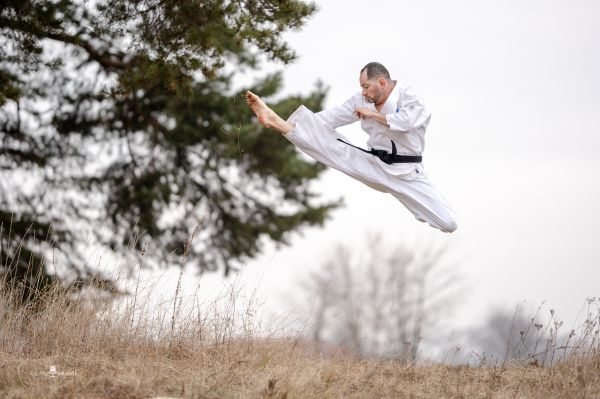 Ashihara,karate,sensei,Remus,kimonó,erő