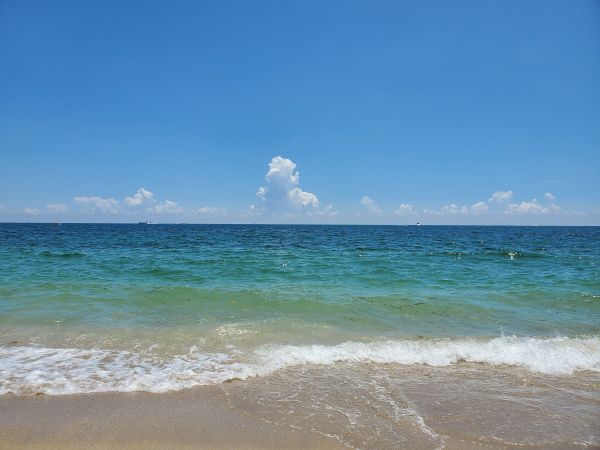 de praia, oceano, corpo de água, mar, céu, nuvens