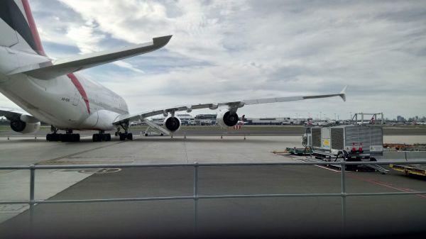 Sydney Airport,エミレーツ,航空会社,旅客機,飛行機,広い機体航空機