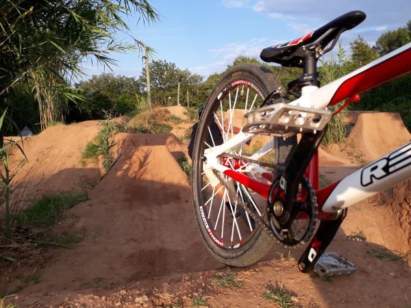 bmx,dirt,bosses,ride,jump,fun