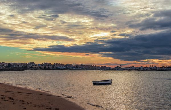 bateau, ciel, nuage, plan d'eau, horizon, vide