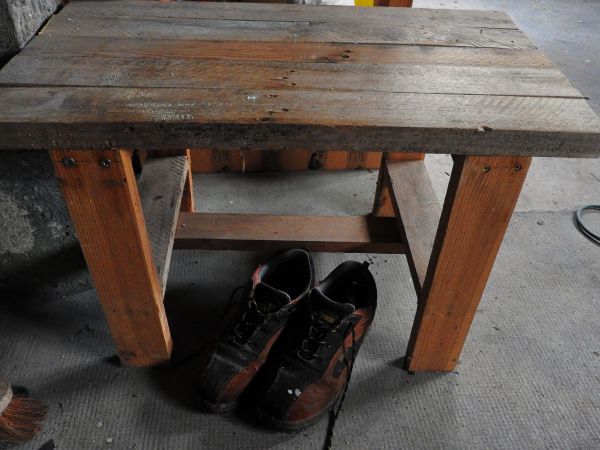 bank,hout,schoenen,schoen,tafel,meubilair