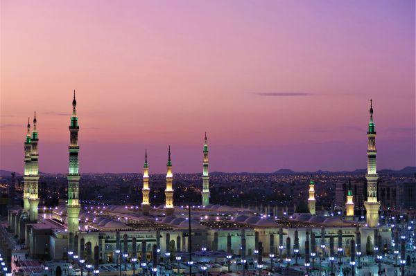 mesquita,islamismo,Masjid of the Prophet,Medina,Minaretes,Domos