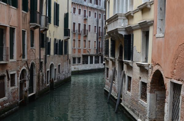 agua,barco,pueblo,callejón,canal,arco