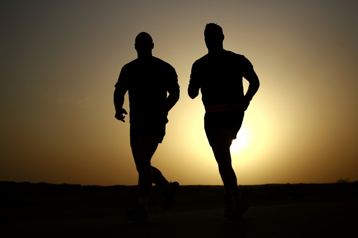 silhouet, zonsondergang, sport, lopend, schemer, schaduw, opleiding, jogging, gezond, Gezondheid, geschiktheid, training, mannen, runners, silhouetten, uithoudingsvermogen, atleten, actief, mannetjes