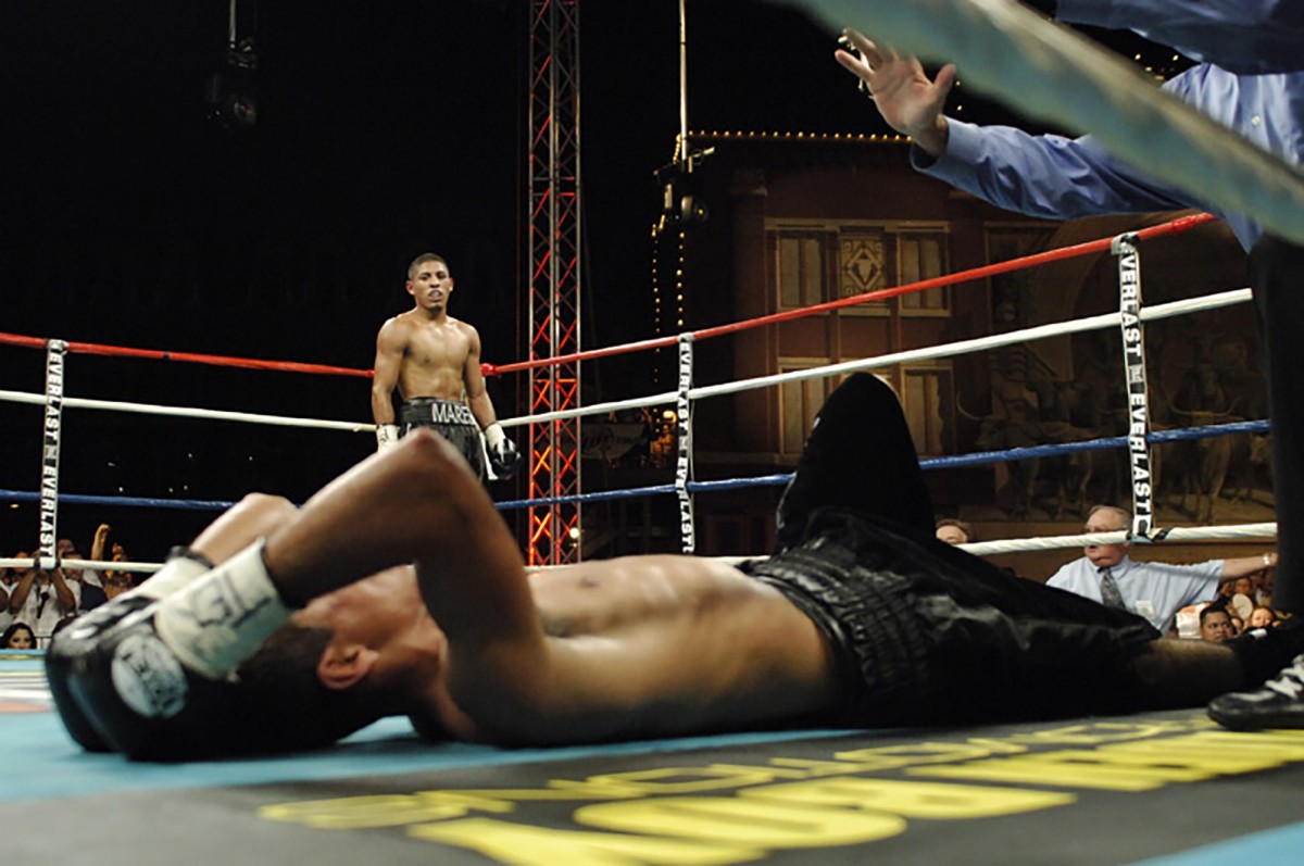 man, sport, ring, male, young, athletic, aggression, muscle, boxer, fight, boxing, cool image, sports, fighting, out, cool photo, fighter, strength, adult, mexican, gloves, combat, punch, mixed martial arts, muay thai, hispanic, knock, combat sport, barechestedness, sport venue, individual sports, contact sport, boxing ring, wrestler, striking combat sports, professional wrestling, professional boxing, knockout, boxing equipment, pradal serey