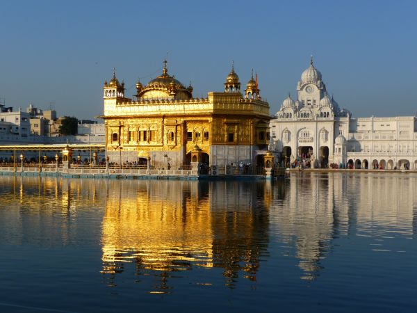 building,palace,cityscape,evening,reflection,landmark