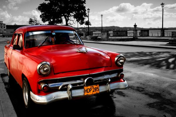 car,vehicle,auto,motor vehicle,vintage car,cuba