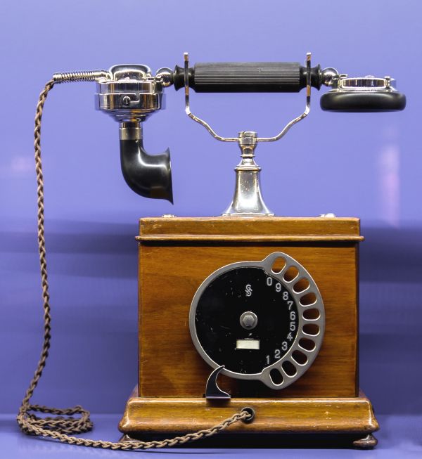 Antiquität,Museum,Telefon,Kommunikation,Anruf,Metall