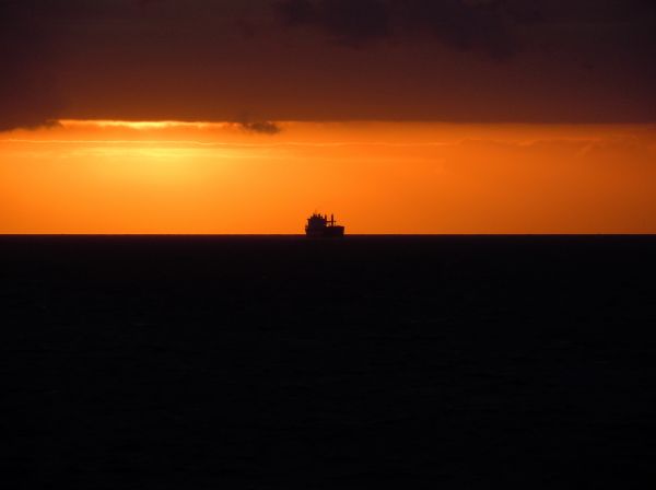 laut,horison,matahari,matahari terbit,matahari terbenam,pagi