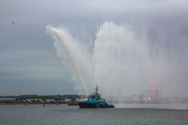 Meer,Schiff,Fahrzeug,Boot,Welle,Wetter