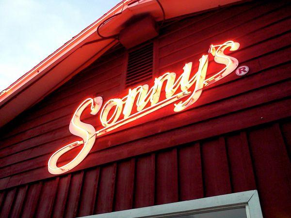 sign, red, color, drink, signage, restaurant