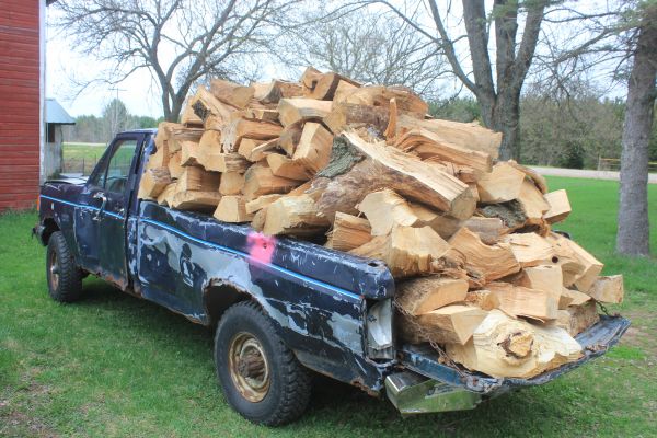 voiture,véhicule,bois,jeep,bois de chauffage,Pieu de bois