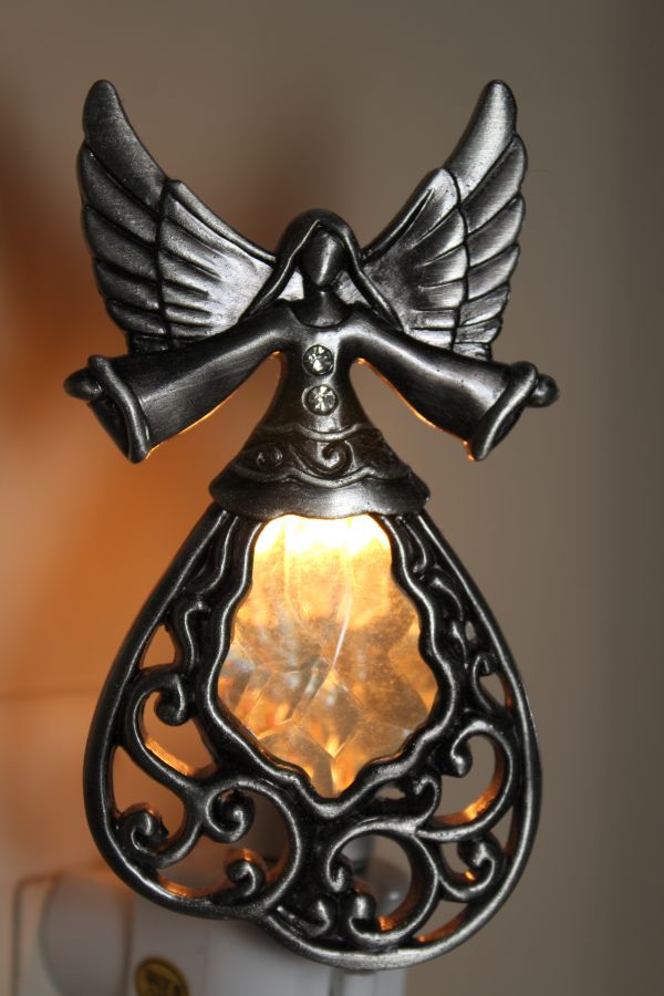 night light,metal,sculpture,angel