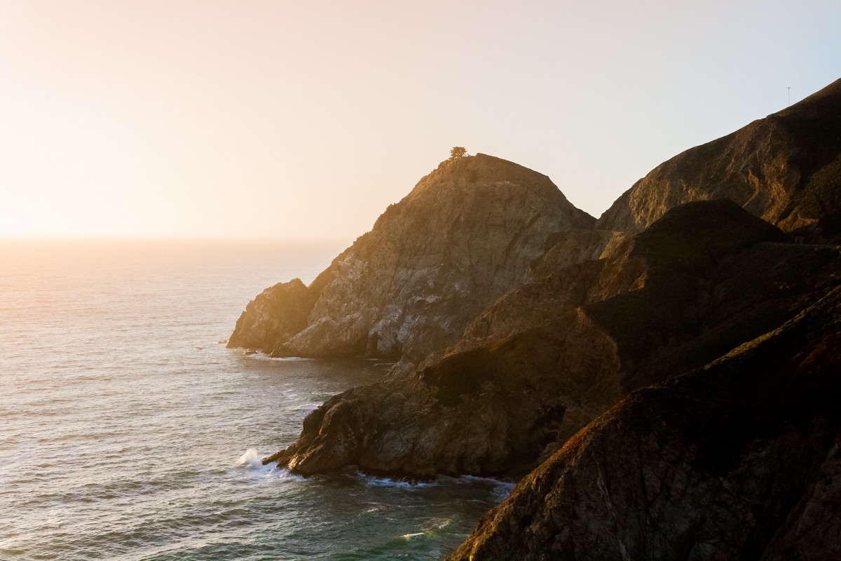 playa, paisaje, mar, costa, naturaleza, rock, Oceano, horizonte, amanecer, puesta de sol, luz de sol, Mañana, apuntalar, ola, amanecer, formación, acantilado, oscuridad, bahía, terreno, material, Cuerpo de agua, capa, Forma de relieve, Fenómeno atmosférico, Onda de viento