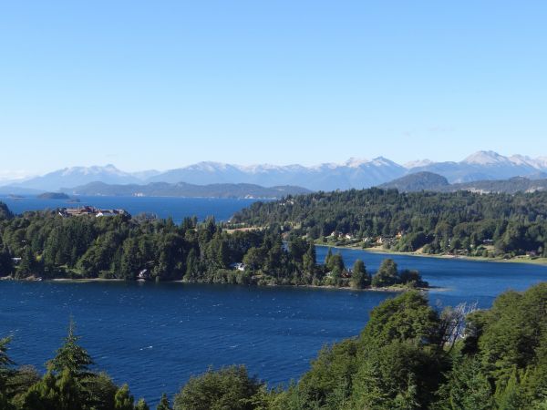 Góra,jezioro,pasmo górskie,panorama,zatoka,fiord