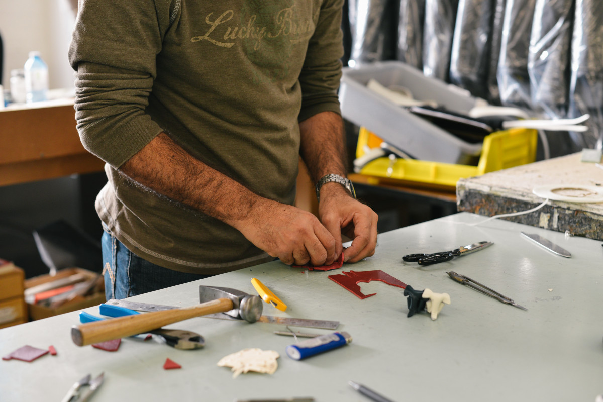 writing, man, tool, workshop, male, hammer, manufacturing, art, design