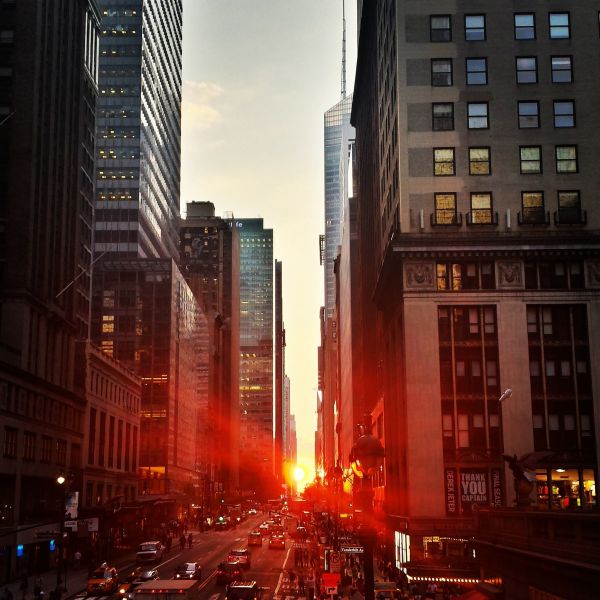 Licht,die Architektur,Sonnenuntergang,Straße,Skyline,der Verkehr