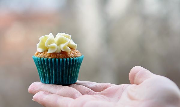 花,フード,カップケーキ,ハンド,緑,褐色