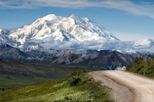 landscape,nature,wilderness,mountain,walking,snow